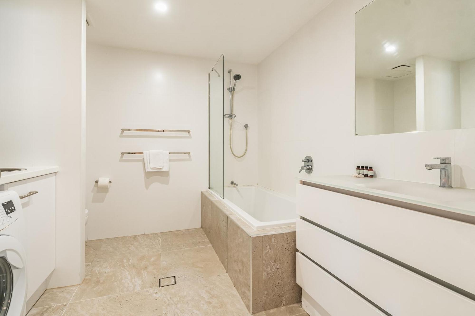 Byron Bay Beach Apartments Ngoại thất bức ảnh